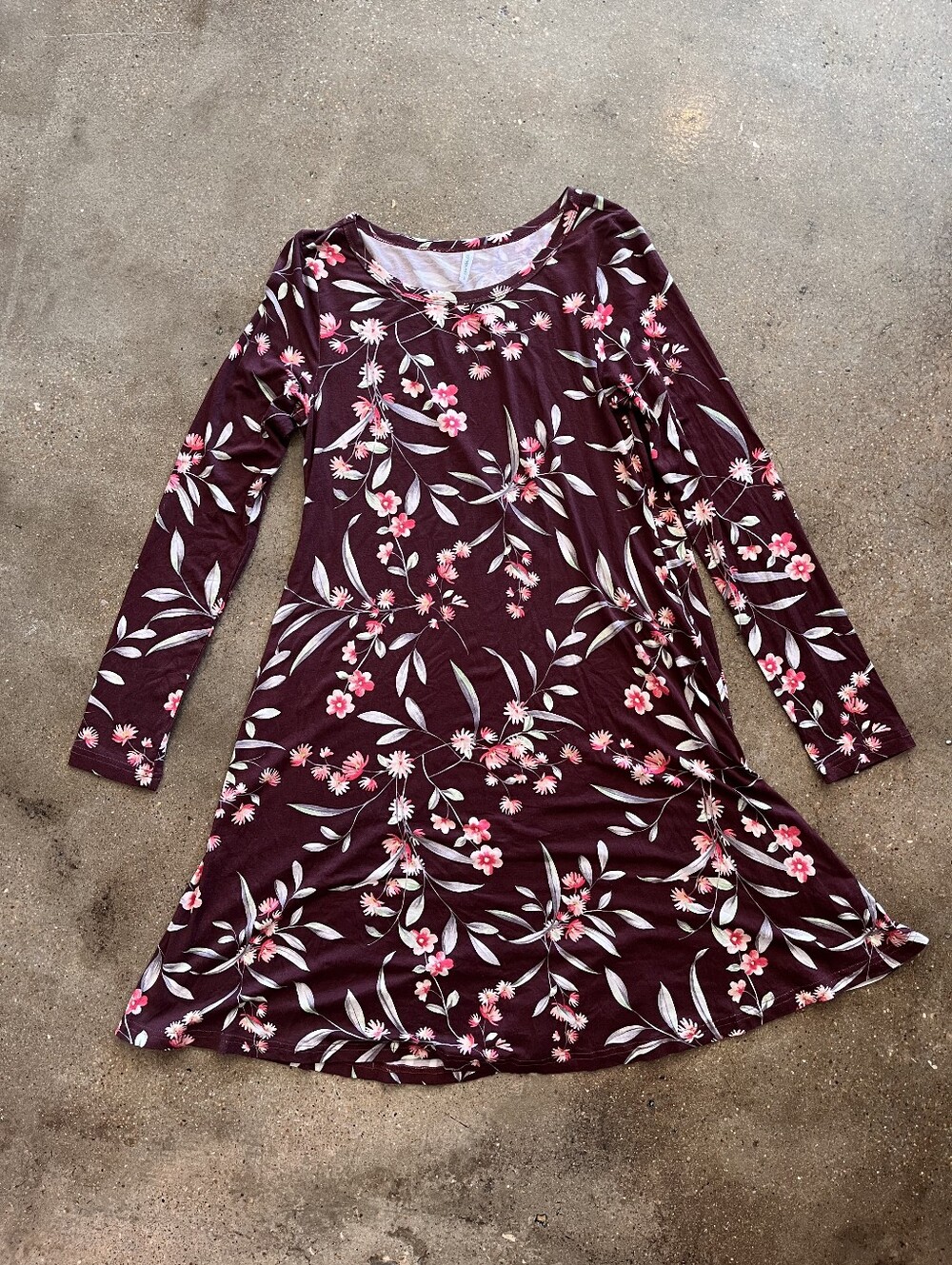 Womans Floral Long Sleeve Swing Dress - Burgundy